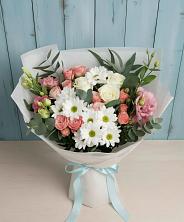 Букет цветов из:  Розы, Лизиантусы и Хризантемы в Поселок санатория Озеро Белое