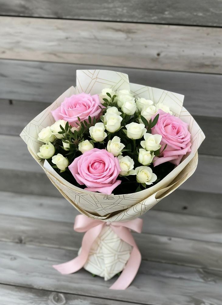 Букет цветов из: Розы в Поселок санатория Озеро Белое