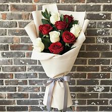 Букет цветов из:  Розы в Поселок санатория Озеро Белое