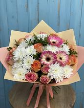 Букет цветов из:  Розы, Герберы и Хризантемы в Поселок санатория Озеро Белое