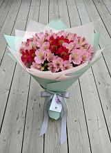 Букет цветов из:  Альстромерии в Поселок санатория Озеро Белое