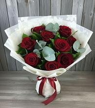 Букет цветов из:  Розы #REPLACE_PRED# Поселок санатория Озеро Белое