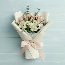 Букет цветов из:  Альстромерии в Поселок санатория Озеро Белое