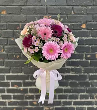 Букет цветов из:  Герберы и Хризантемы в Поселок санатория Озеро Белое