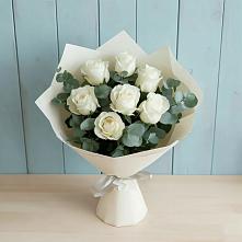 Букет Белые розы в Эвкалипте в Поселок санатория Озеро Белое